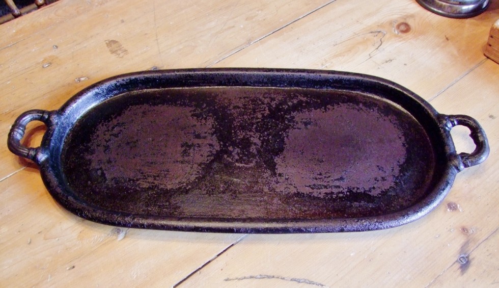 PLAQUE DE CUISSON EN FONTE Reves antiques